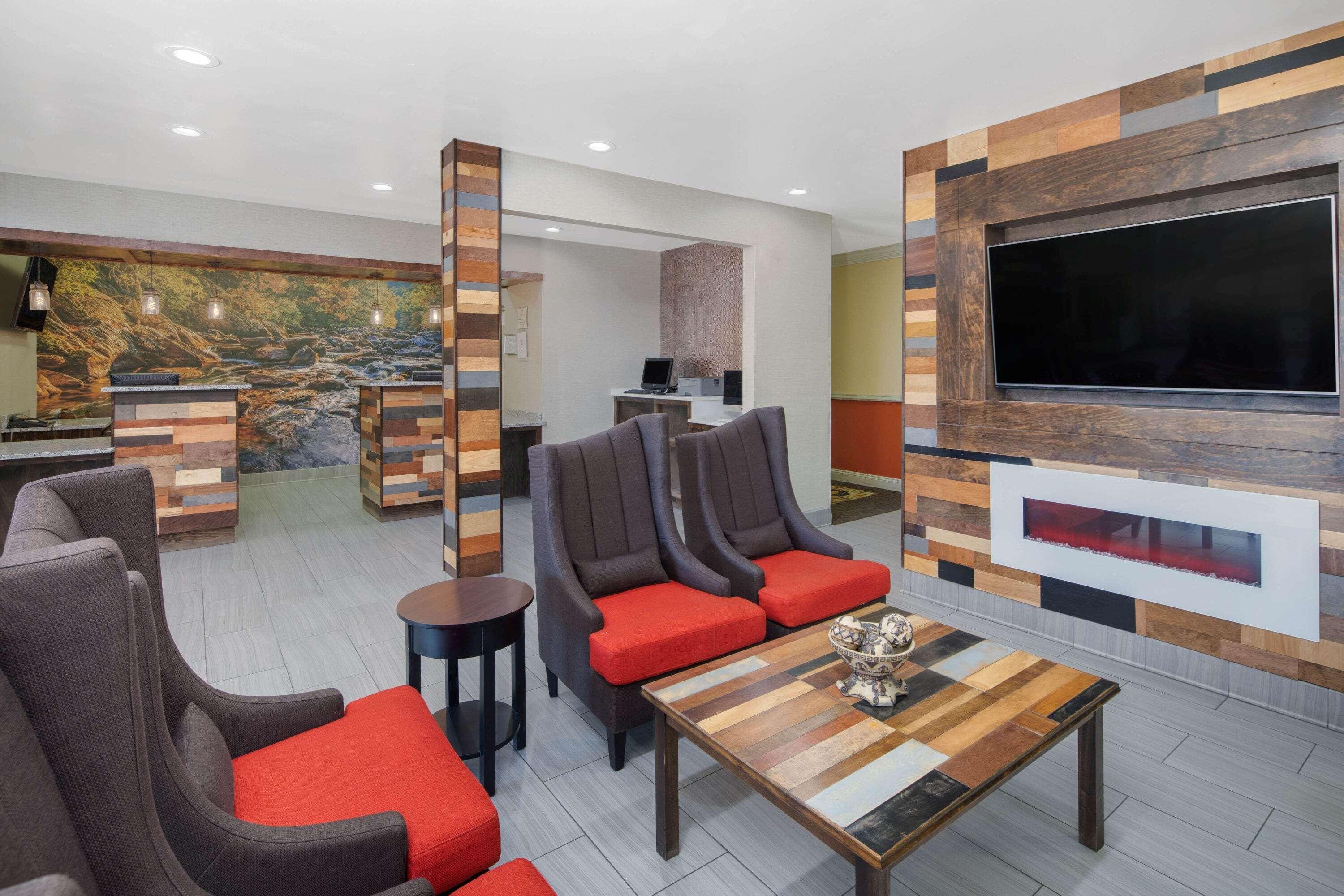 La Quinta Inn By Wyndham Calhoun South I-75 מראה חיצוני תמונה