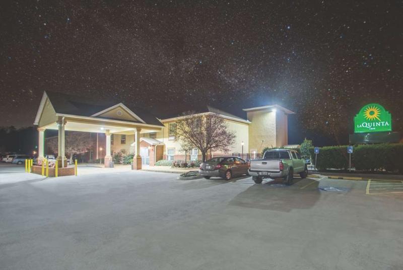 La Quinta Inn By Wyndham Calhoun South I-75 מראה חיצוני תמונה