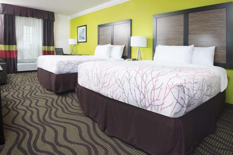 La Quinta Inn By Wyndham Calhoun South I-75 מראה חיצוני תמונה