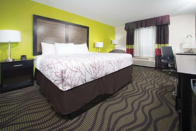 La Quinta Inn By Wyndham Calhoun South I-75 מראה חיצוני תמונה